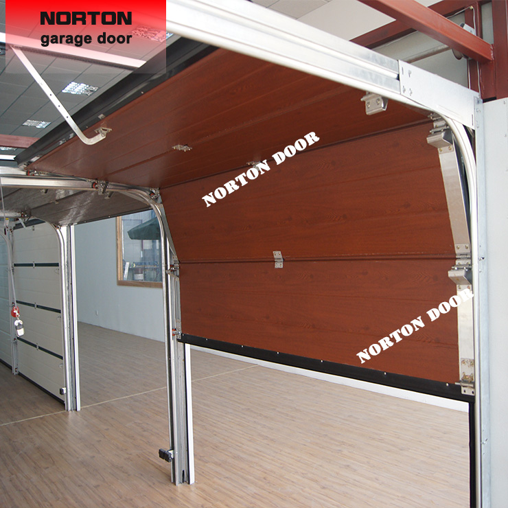 గ్యారేజ్ డోర్స్ యొక్క సరికాని సంస్థాపన ముఖ్యమైన భద్రతా ప్రమాదాలను కలిగిస్తుంది